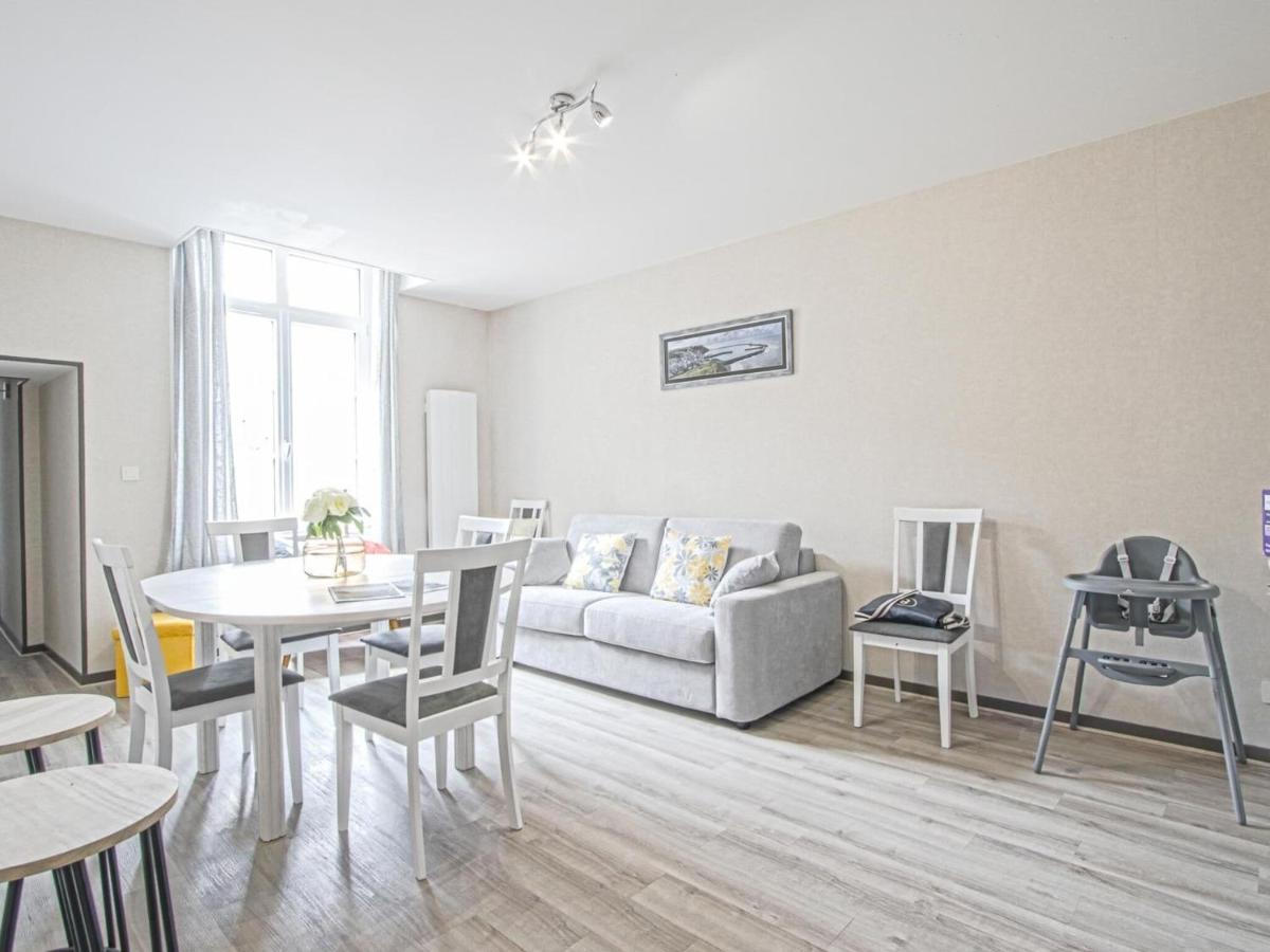 Modern Apartment In Bayeux Near Tapestry Museum Bagian luar foto